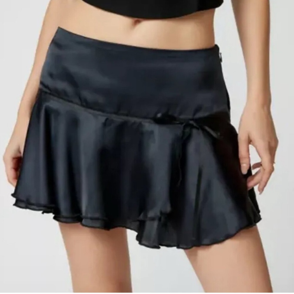 Urban Outfitters Kimchi Blue Back Mini Skirt